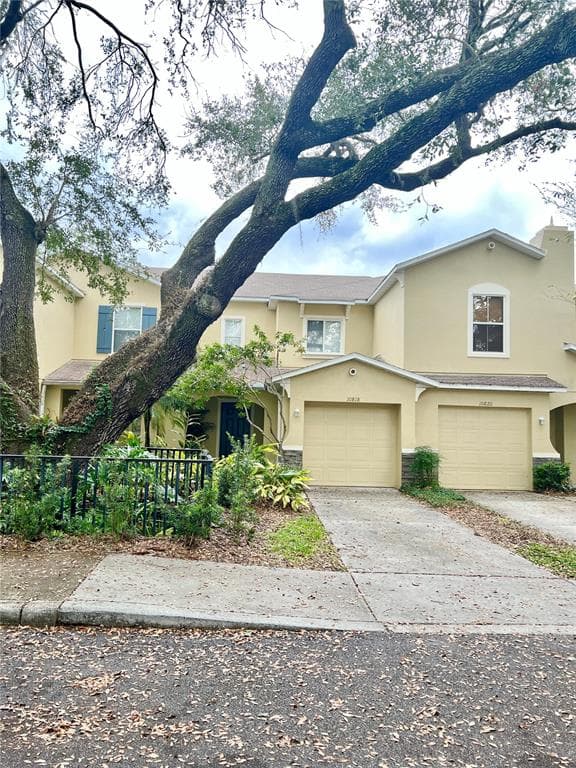 10818 GREAT CARLISLE COURT RIVERVIEW, FL 33578