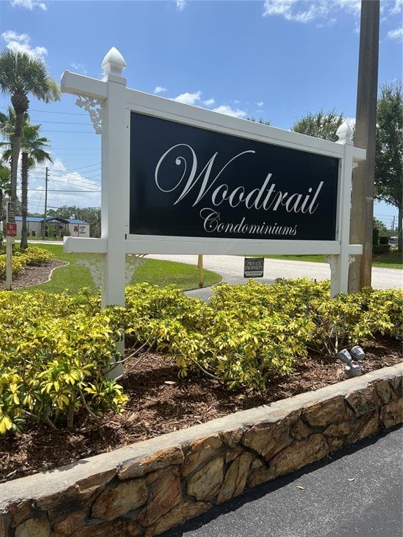 4041 PASSPORT LANE UNIT 201 NEW PORT RICHEY, FL 34653