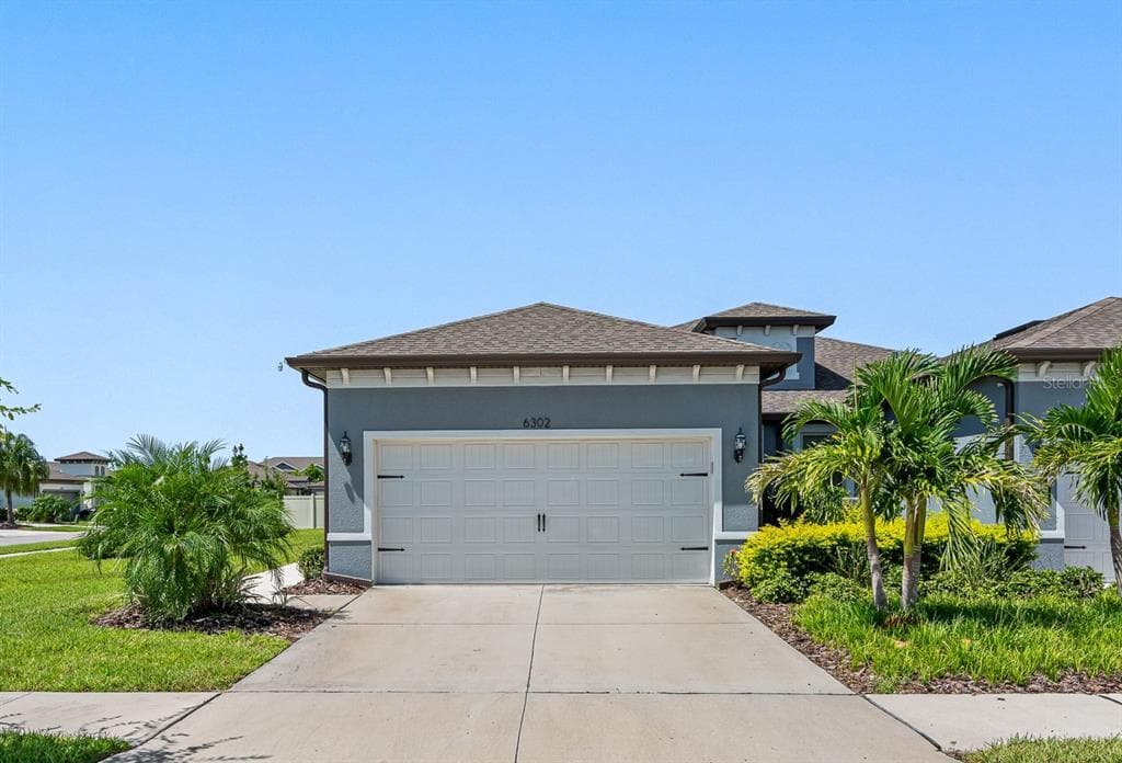 6302 CLIVEDEN COURT APOLLO BEACH, FL 33572