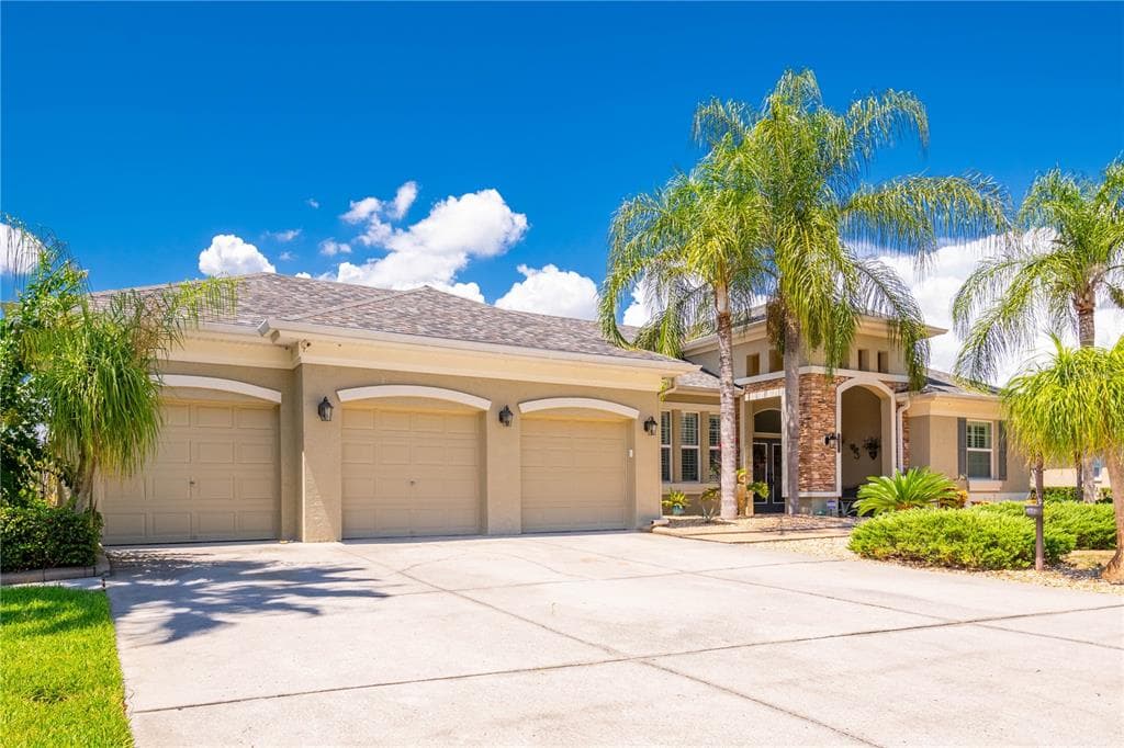 2919 FOREST HAMMOCK DRIVE PLANT CITY, FL 33566