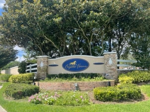 11609 JORDANS LANDING COURT RIVERVIEW, FL 33569