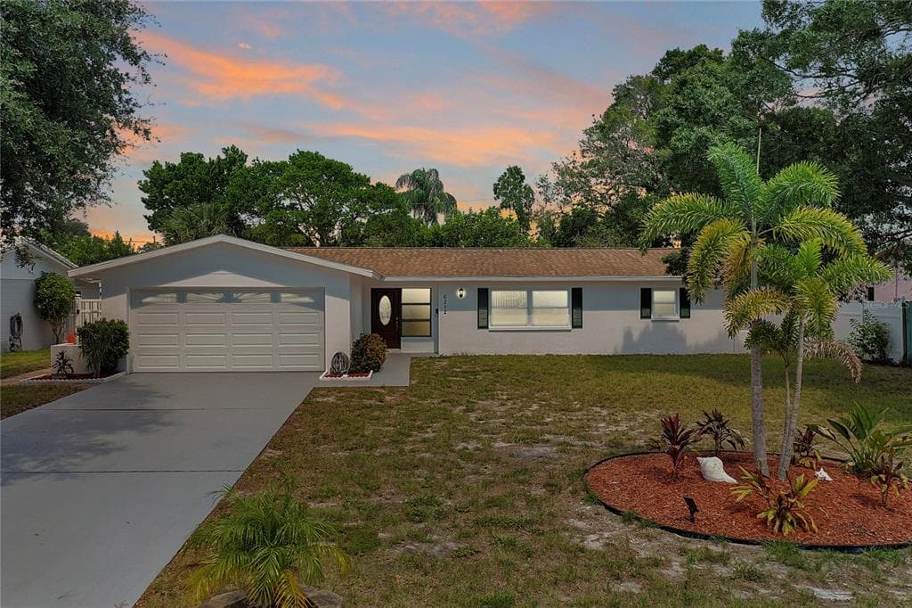 6212 20TH STREET S ST PETERSBURG, FL 33712