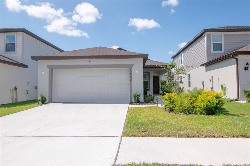 29980 MARQUETTE AVENUE WESLEY CHAPEL, FL 33545