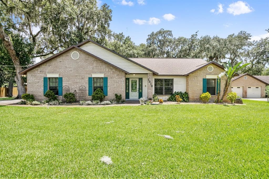 1219 VINEWOOD DRIVE SEFFNER, FL 33584