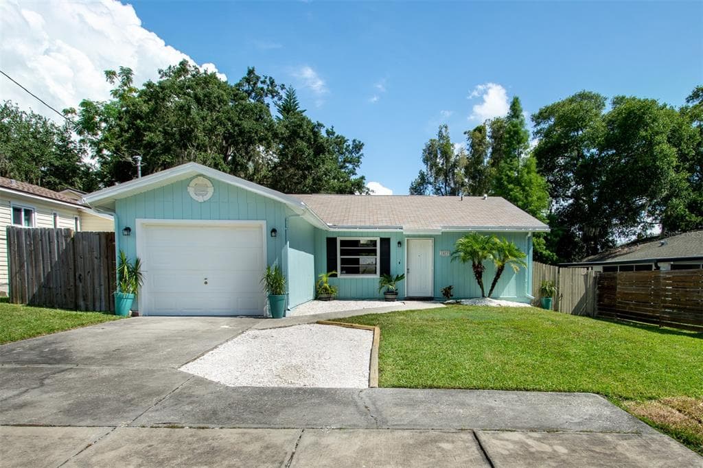 1055 MAIN STREET