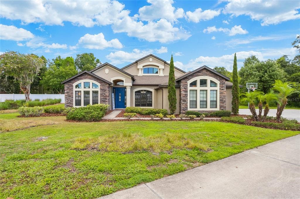 11202 MACOMBS COURT