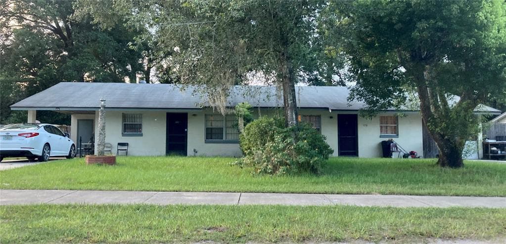 134 E KICKLIGHTER ROAD LAKE HELEN, FL 32744