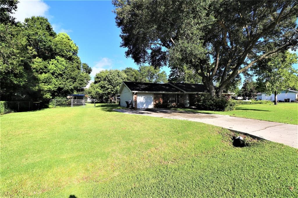 6809 FARRIS DRIVE LAKELAND, FL 33811