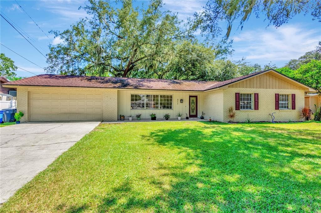 317 E WINDHORST ROAD