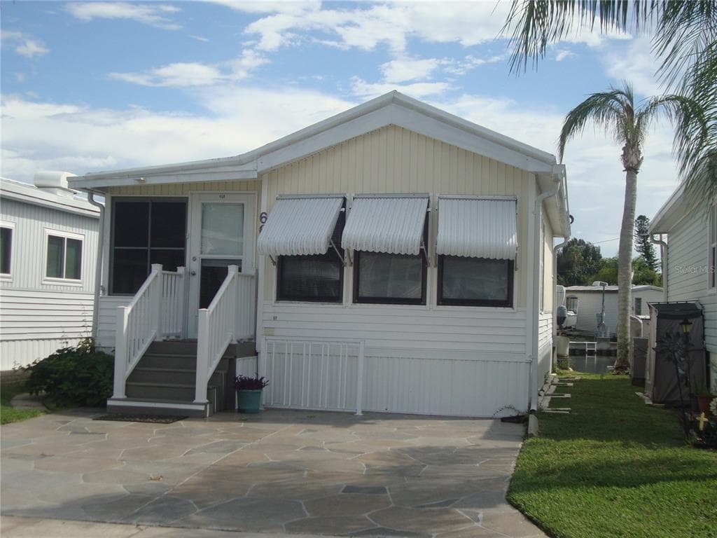660 YAWL LANE PALM HARBOR, FL 34683