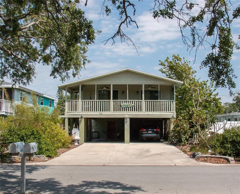 715 1ST STREET INDIAN ROCKS BEACH, FL 33785