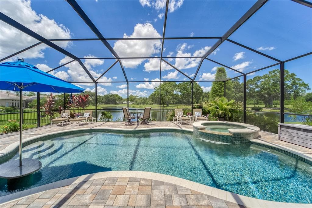 903 VISTA VERDE LANE SUN CITY CENTER, FL 33573