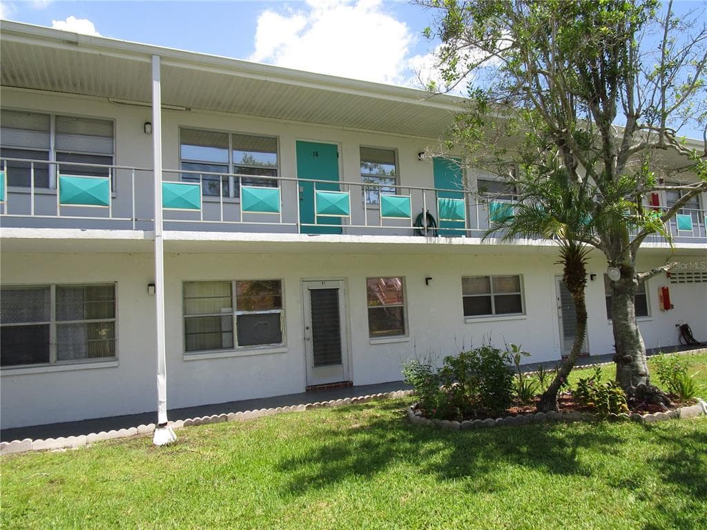 5970 21ST STREET N UNIT 18 ST PETERSBURG, FL 33714