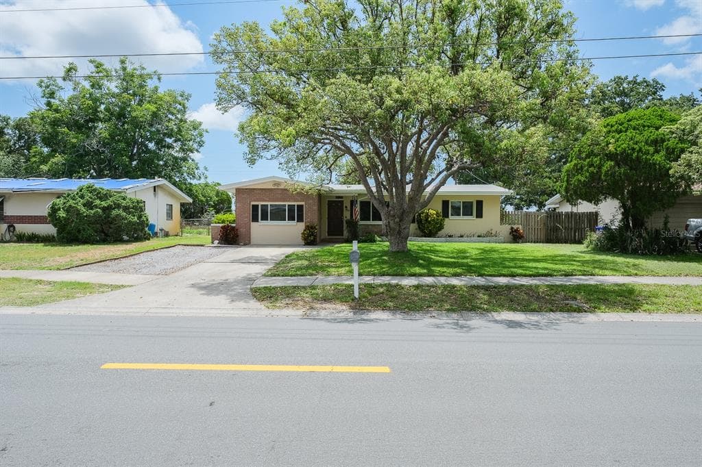 1268 ROBIN HOOD LANE DUNEDIN, FL 34698