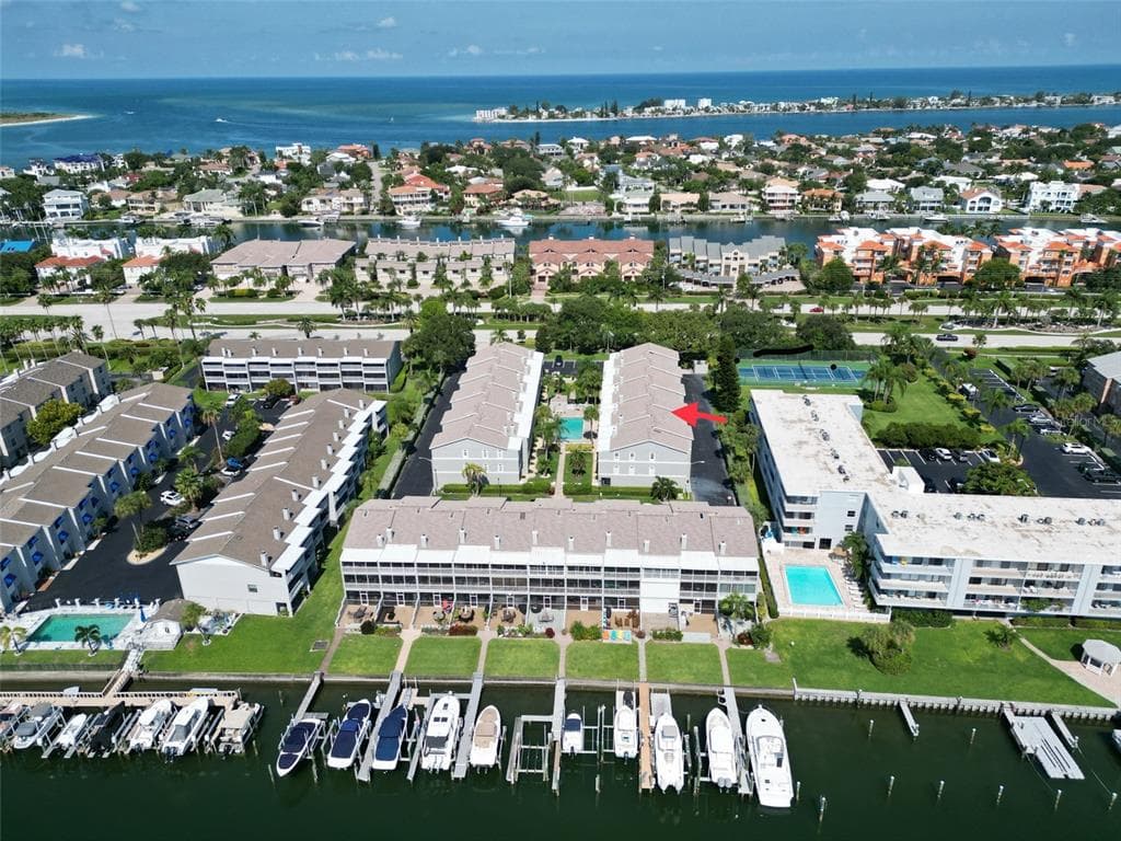 737 PINELLAS BAYWAY S UNIT 303 TIERRA VERDE, FL 33715