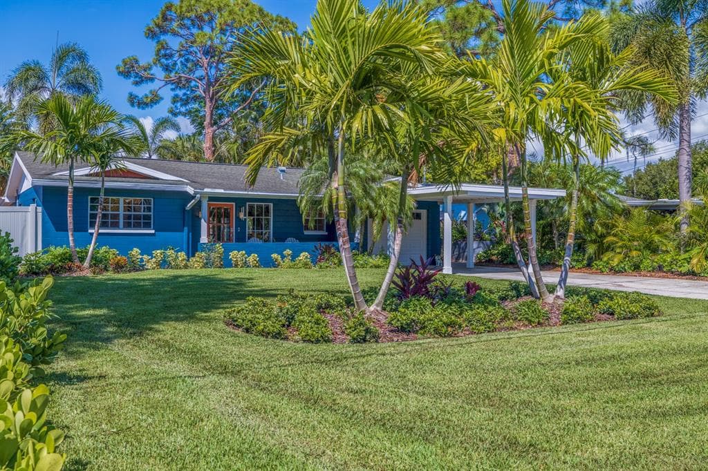 4790 VENETIAN BOULEVARD NE ST PETERSBURG, FL 33703
