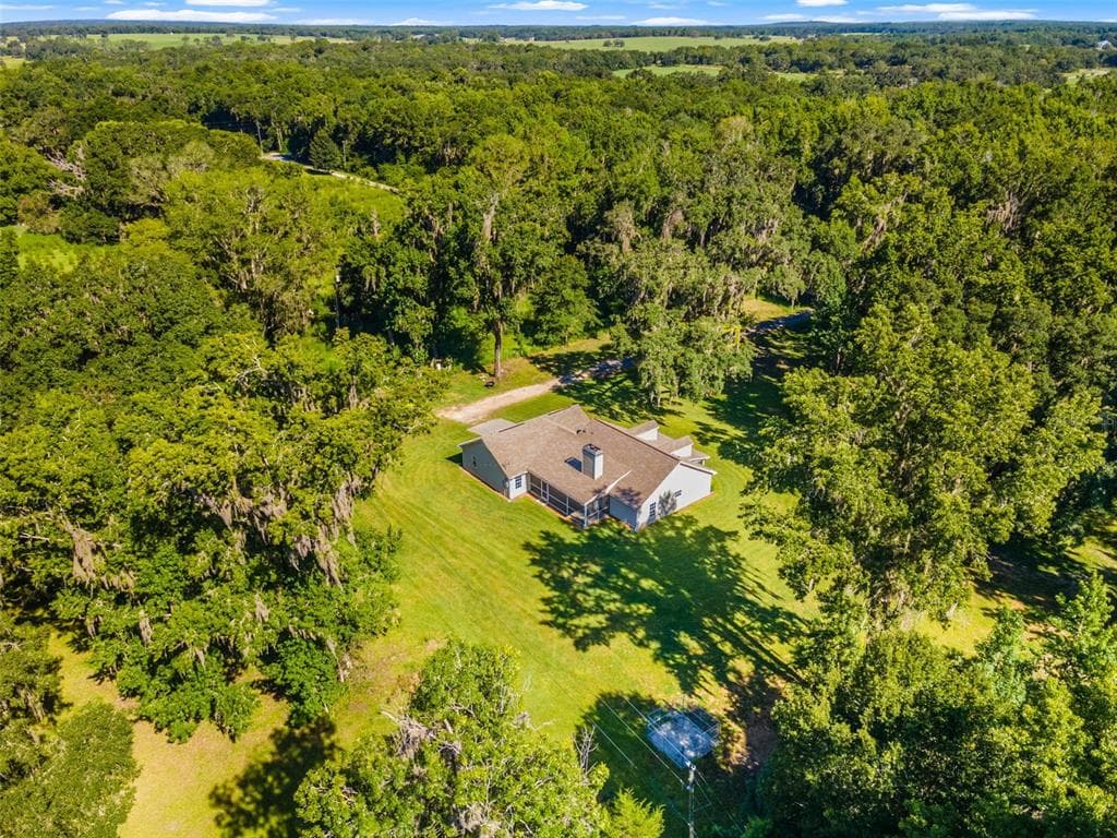 16138 SNOW MEMORIAL HIGHWAY BROOKSVILLE, FL 34601