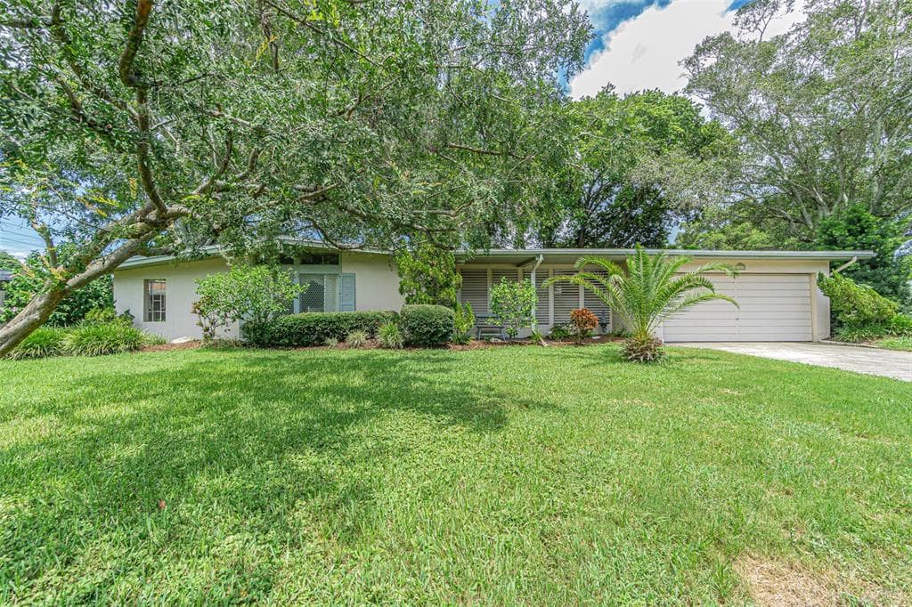 1611 RIO CIRCLE CLEARWATER, FL 33764