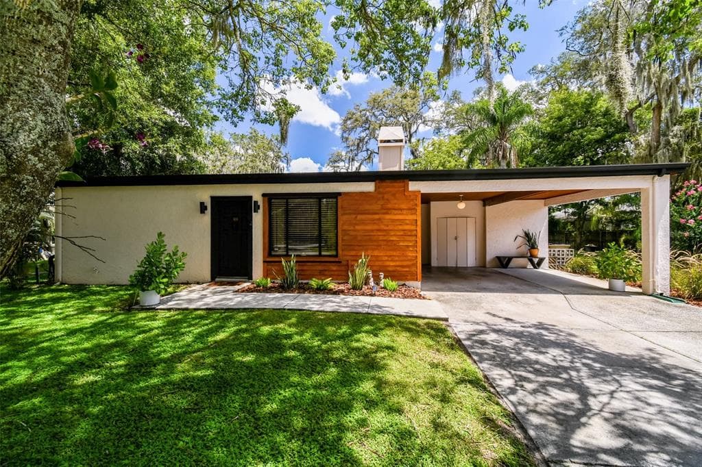 419 DUNEDIN CIRCLE TEMPLE TERRACE, FL 33617