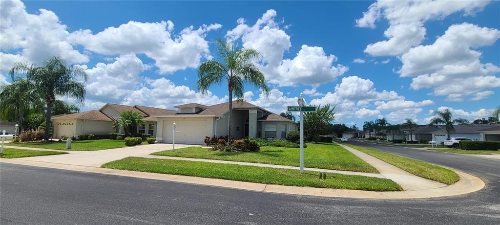 11821 AINTREE COURT TRINITY, FL 34655