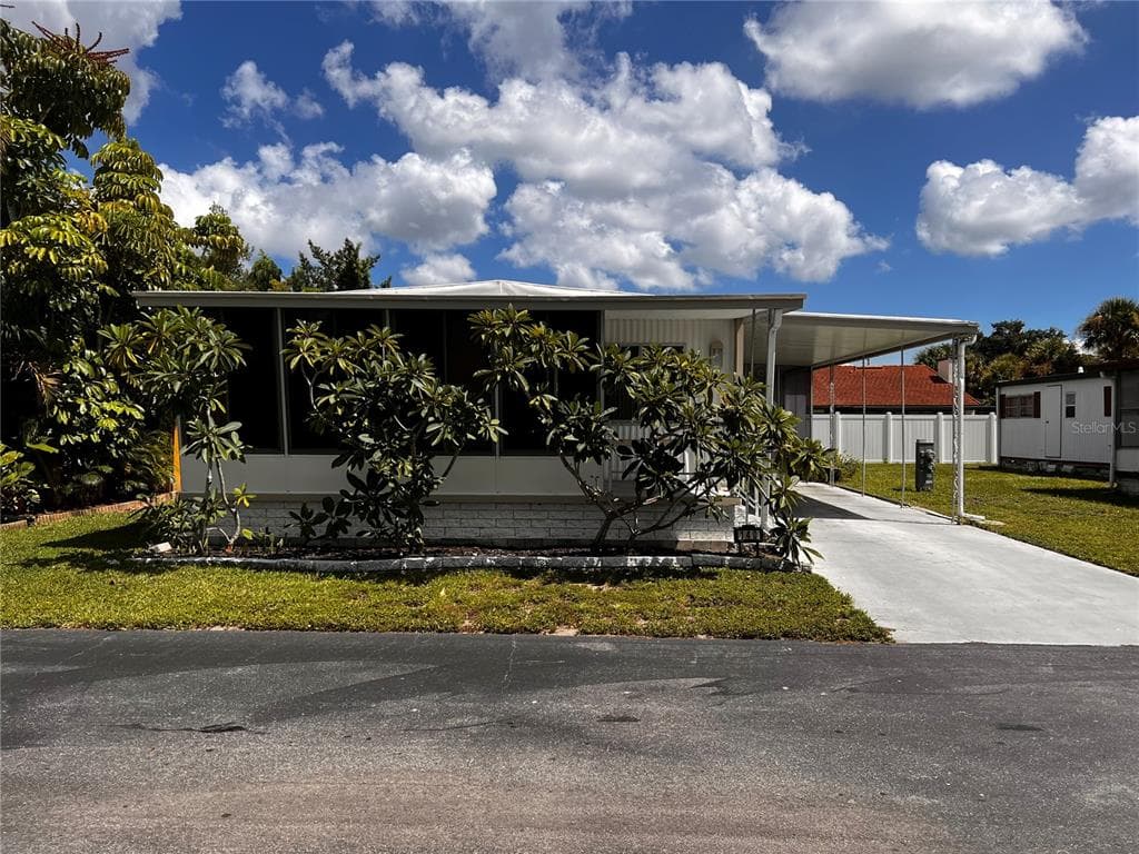 7100 ULMERTON ROAD UNIT 140 LARGO, FL 33771