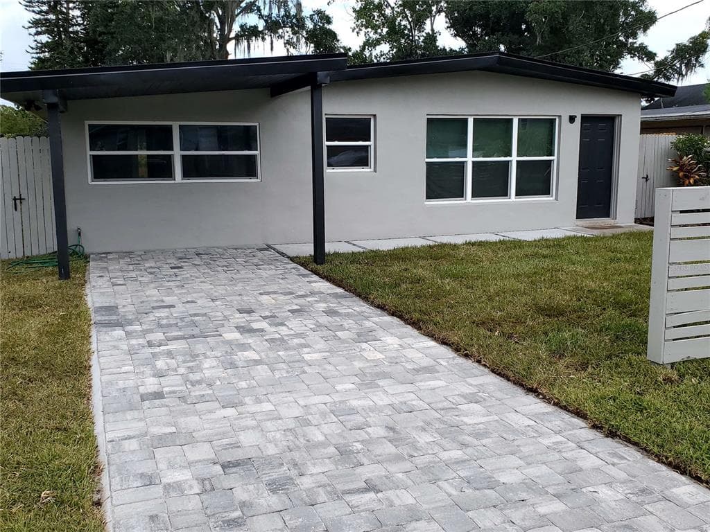 5218 DEXTER STREET ORLANDO, FL 32807