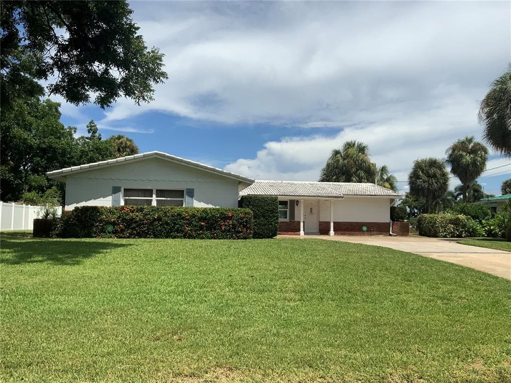 4155 10TH STREET NE ST PETERSBURG, FL 33703