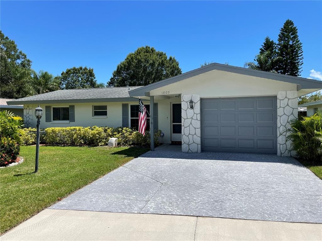 1809 ELMWOOD DRIVE OLDSMAR, FL 34677