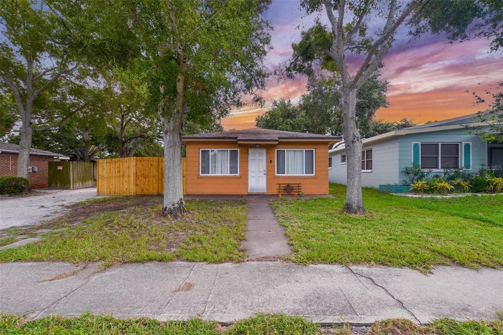 10724 71ST AVENUE SEMINOLE, FL 33772