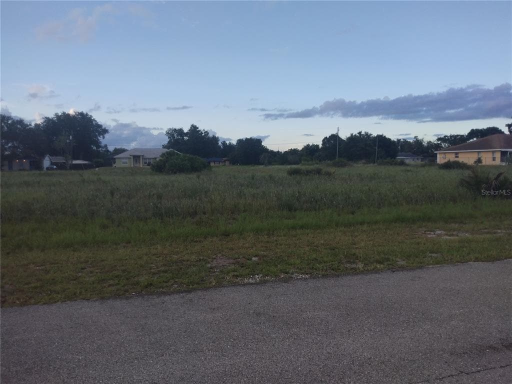 2640 W NEWTON ROAD AVON PARK, FL 33825