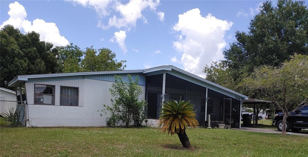 7606 SOUTHSIDE LANE TAMPA, FL 33619