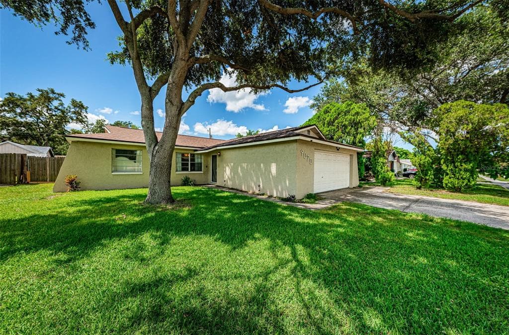 9070 BRYAN DAIRY ROAD SEMINOLE, FL 33777