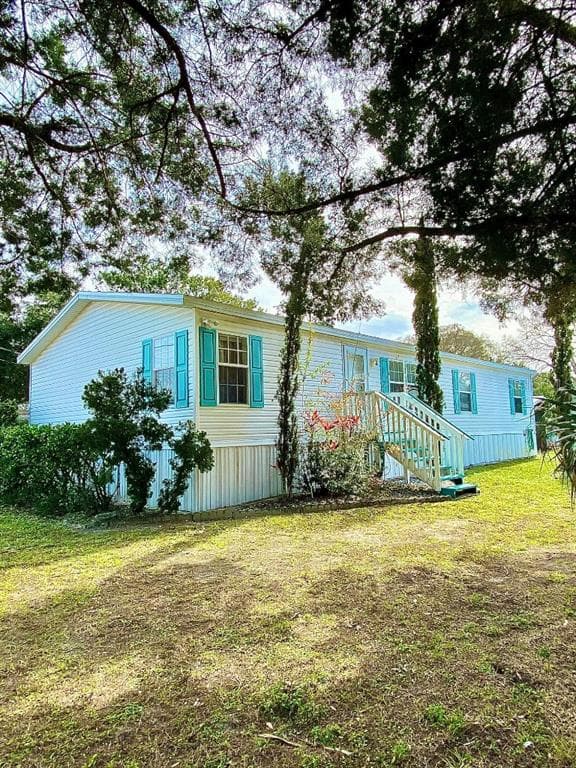 6463 W RICHARD DRIVE WEEKI WACHEE, FL 34607
