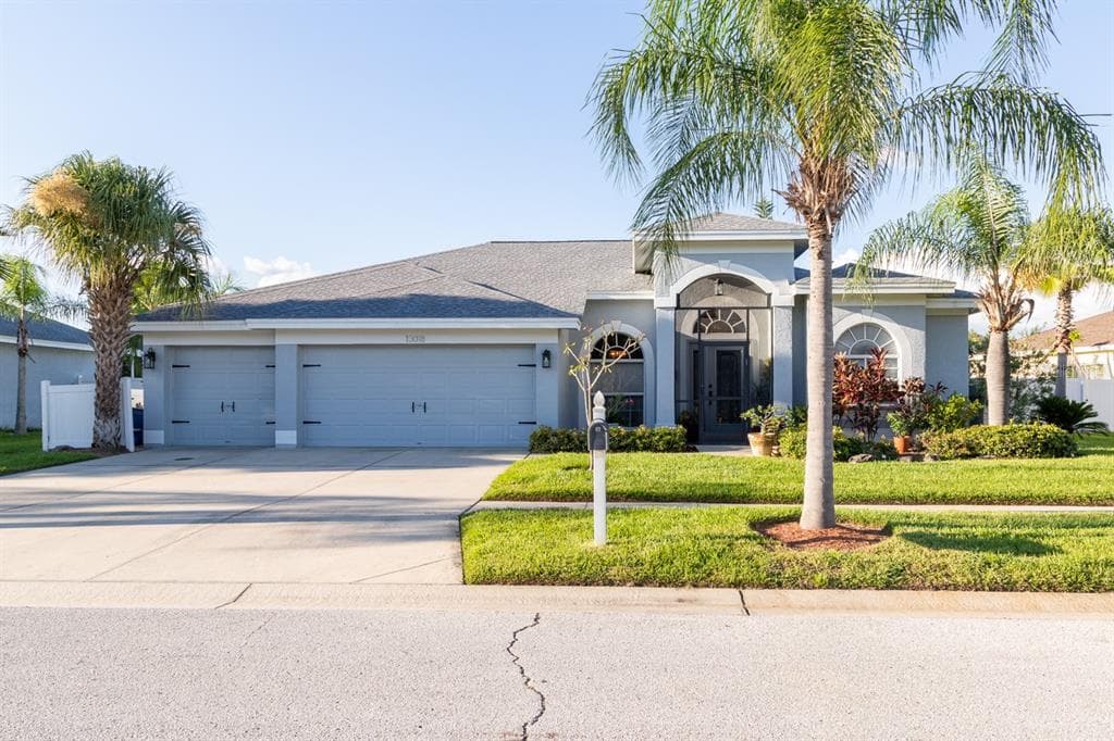 13018 CARLINGTON LANE