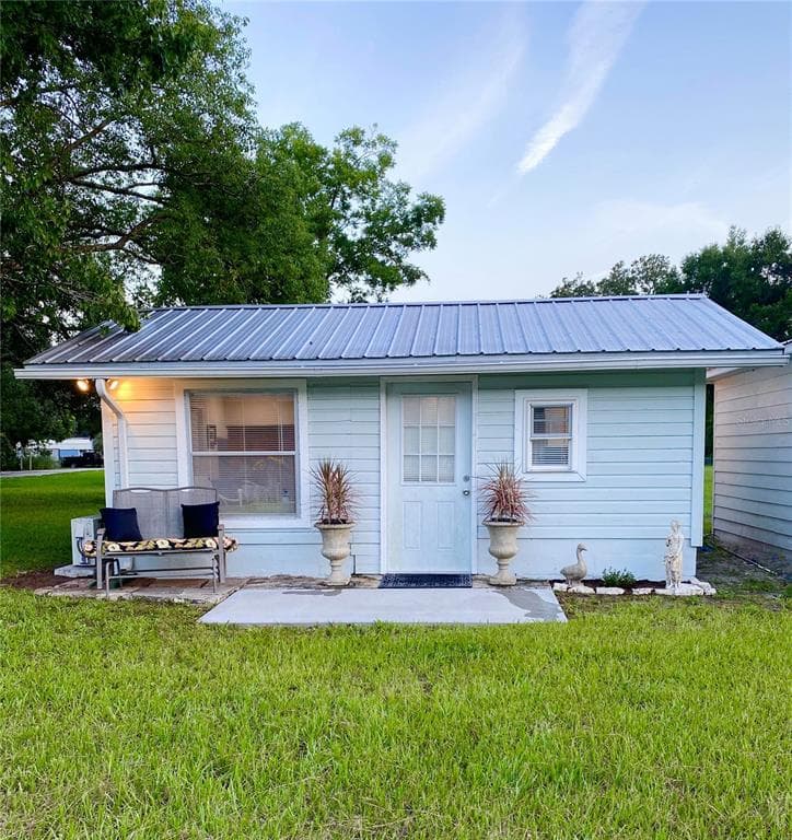 2000 VOTAW ROAD UNIT B APOPKA, FL 32703