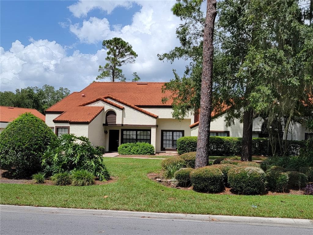 5429 VILLA DESTE COURT WESLEY CHAPEL, FL 33543