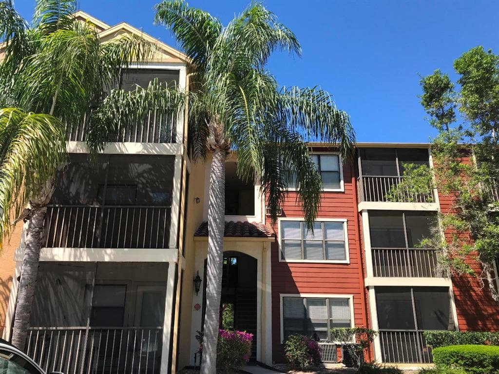 11901 4TH STREET N UNIT 11102 ST PETERSBURG, FL 33716