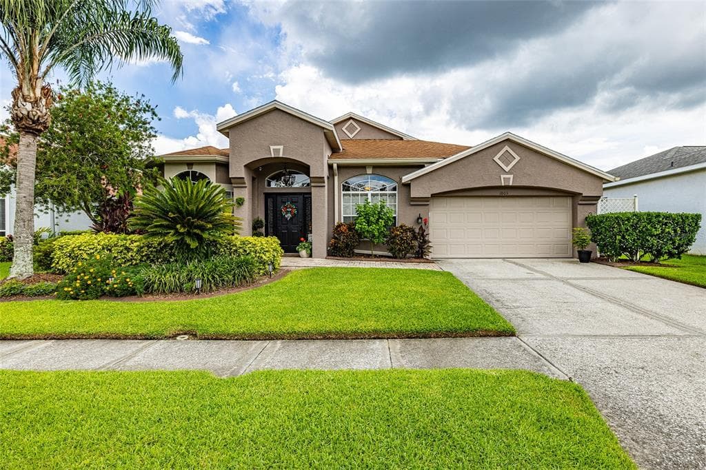 1803 TANGLEDVINE DRIVE WESLEY CHAPEL, FL 33543