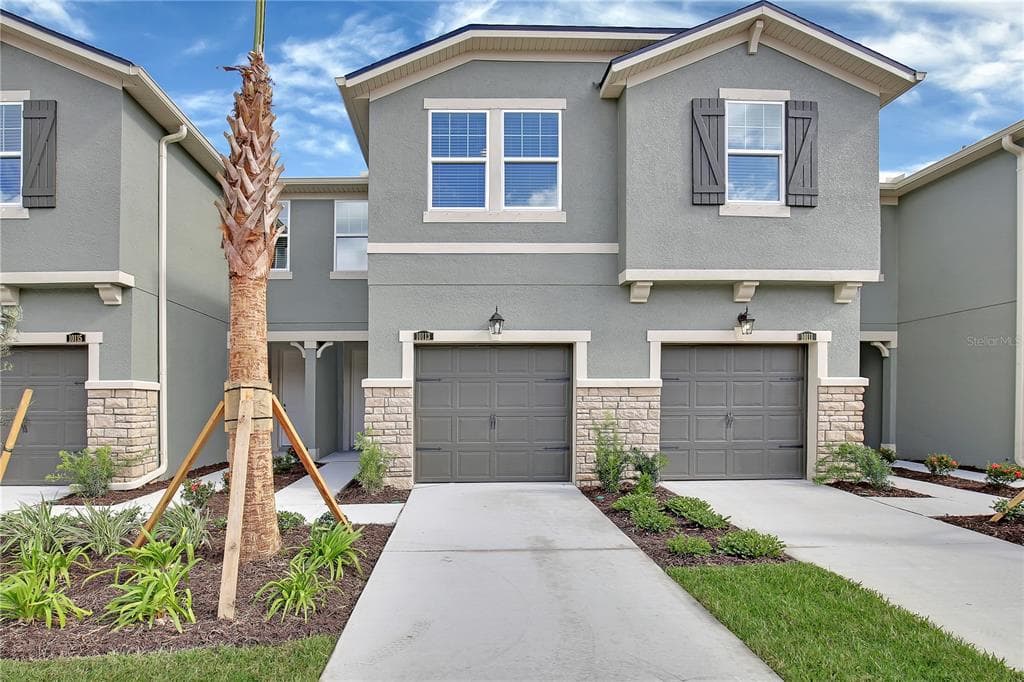 10113 NEWEL VALLEY LOOP RIVERVIEW, FL 33569