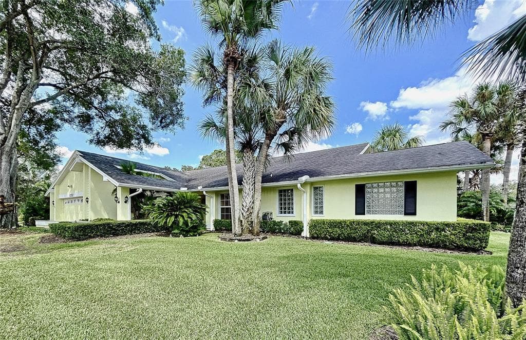 13707 WALBROOKE DRIVE TAMPA, FL 33624