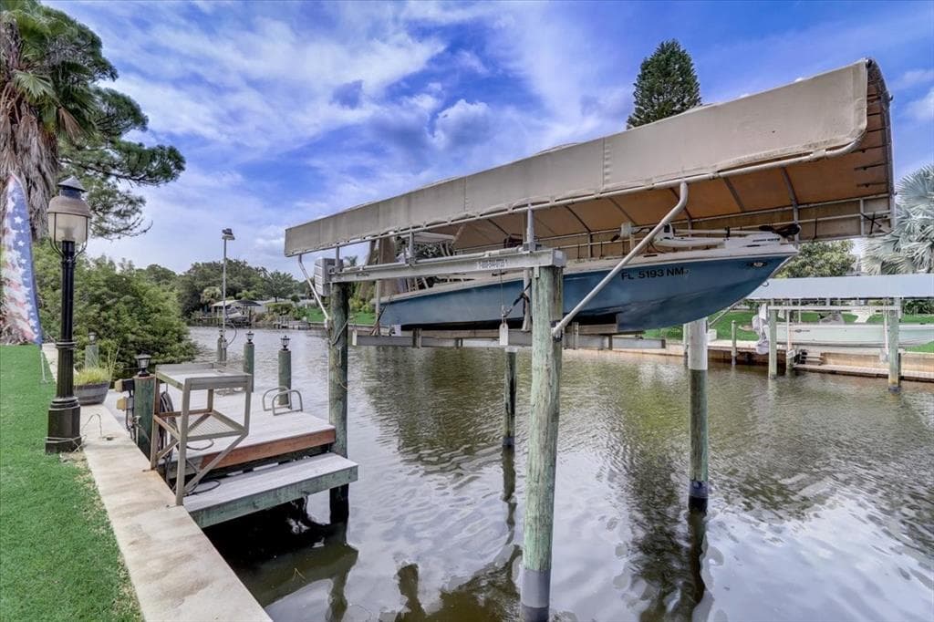 2674 AUBURN BOULEVARD PORT CHARLOTTE, FL 33948