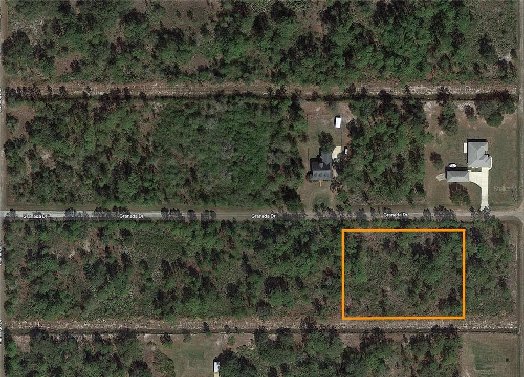 607 GRANADA DRIVE INDIAN LAKE ESTATES, FL 33855