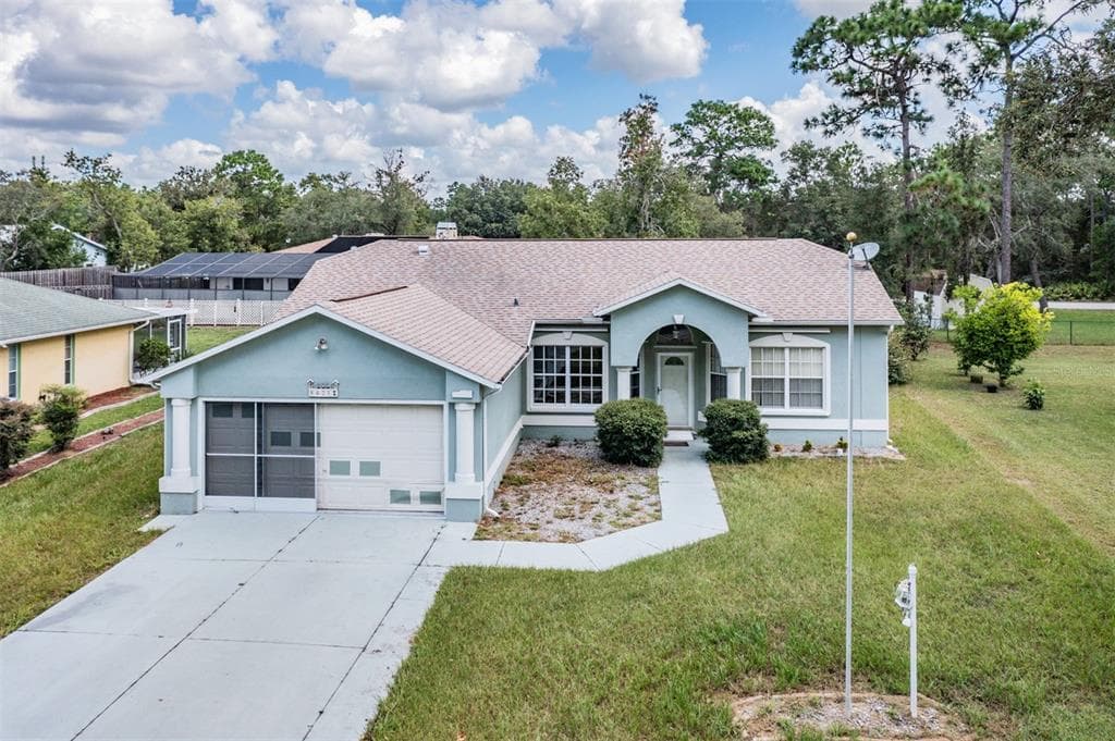 8421 DUNNELLON ROAD WEEKI WACHEE, FL 34613