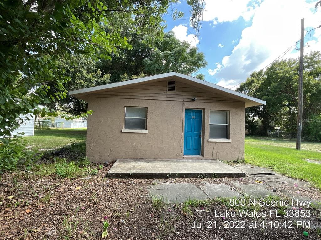 640 MARTIN LUTHER KING BOULEVARD NE UNIT Front WINTER HAVEN, FL 33881