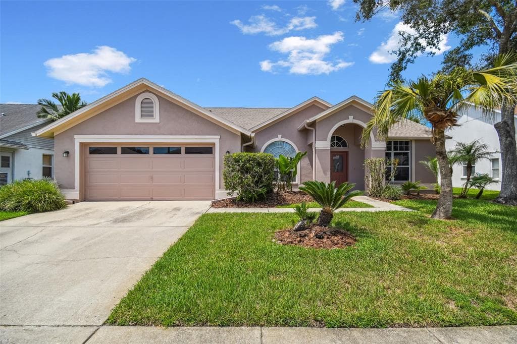 1403 CLEARGLADES DRIVE WESLEY CHAPEL, FL 33543