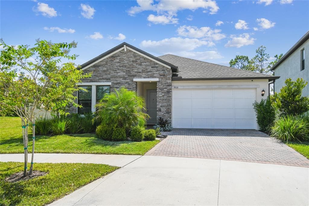 9571 LITTLE BLUESTEM DRIVE LAND O LAKES, FL 34637