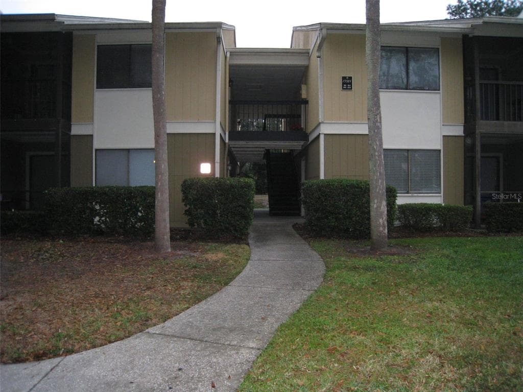 13385 ARBOR POINTE CIRCLE UNIT 104 TAMPA, FL 33617