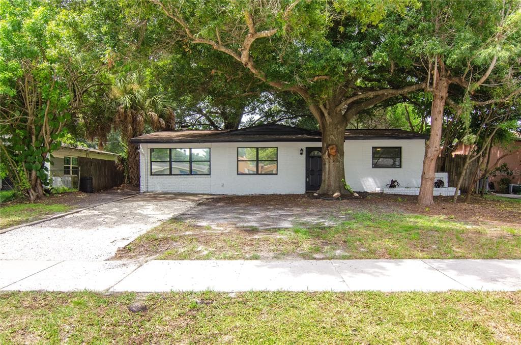 6763 79TH AVENUE N PINELLAS PARK, FL 33781