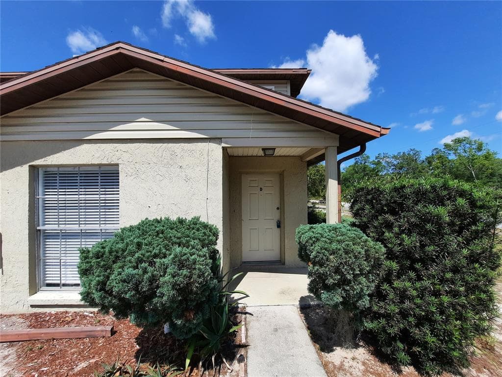 1320 SYLVIA AVENUE UNIT D SPRING HILL, FL 34606