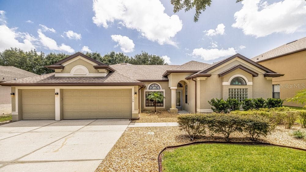 1174 OAK LANDING DRIVE ORANGE CITY, FL 32763
